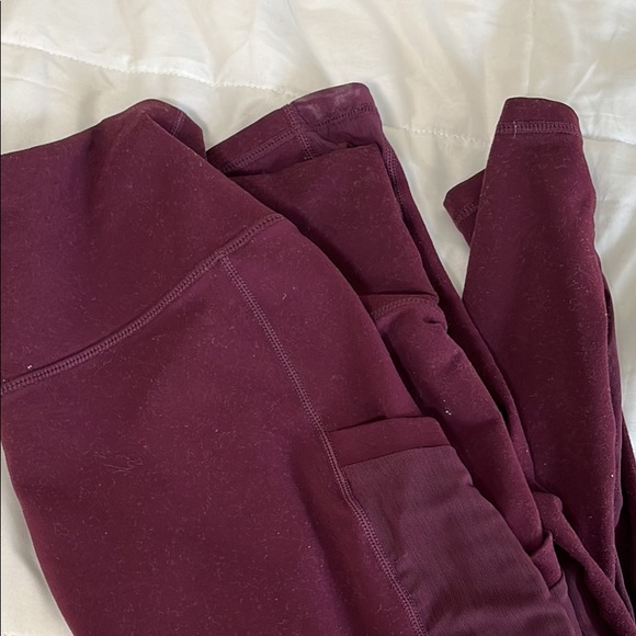 Fabletics workout set - Picture 4 of 4